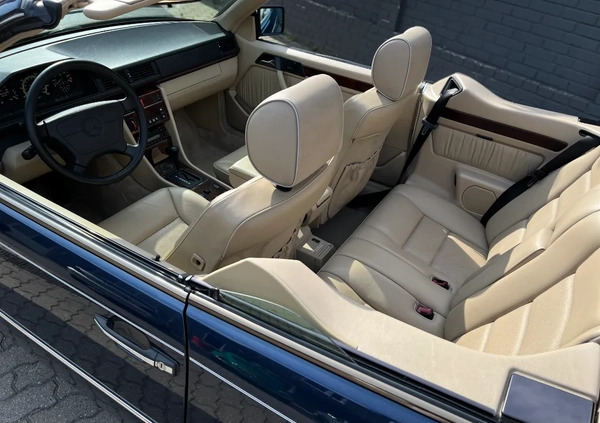 Mercedes-Benz Klasa E cena 109000 przebieg: 120000, rok produkcji 1995 z Łódź małe 172